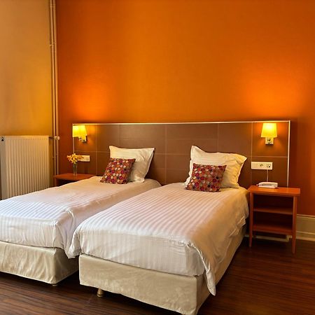 Garden & City Luxeuil Ex Le Metropole Et Les Thermes מראה חיצוני תמונה