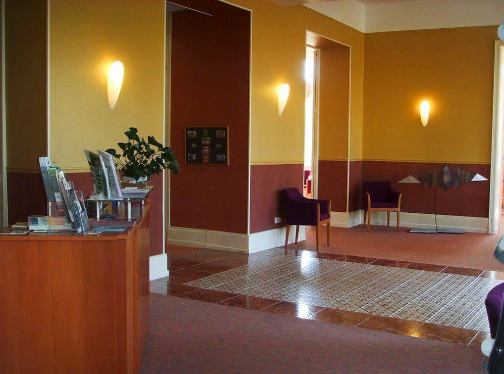 Garden & City Luxeuil Ex Le Metropole Et Les Thermes מראה חיצוני תמונה