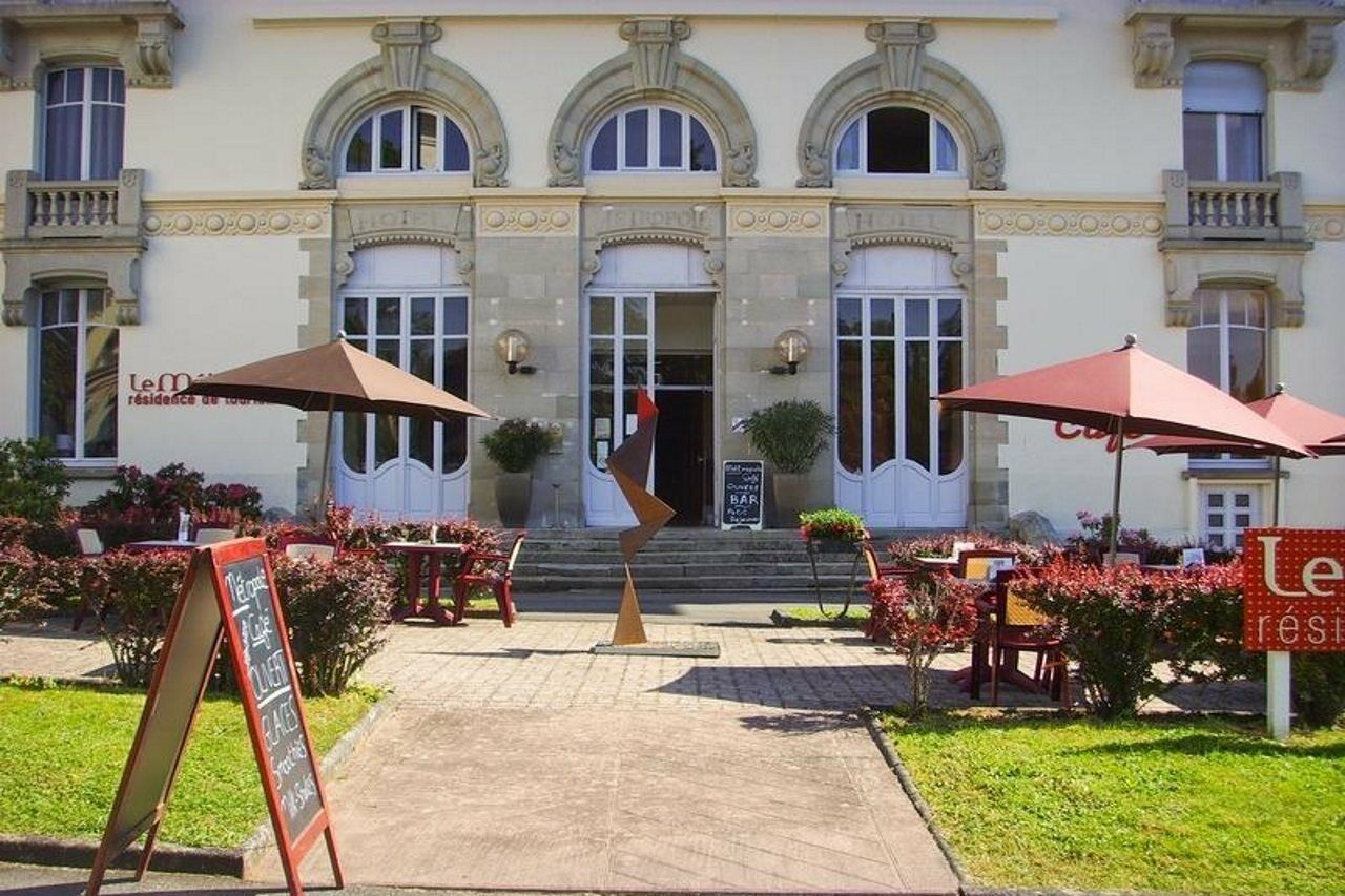 Garden & City Luxeuil Ex Le Metropole Et Les Thermes מראה חיצוני תמונה