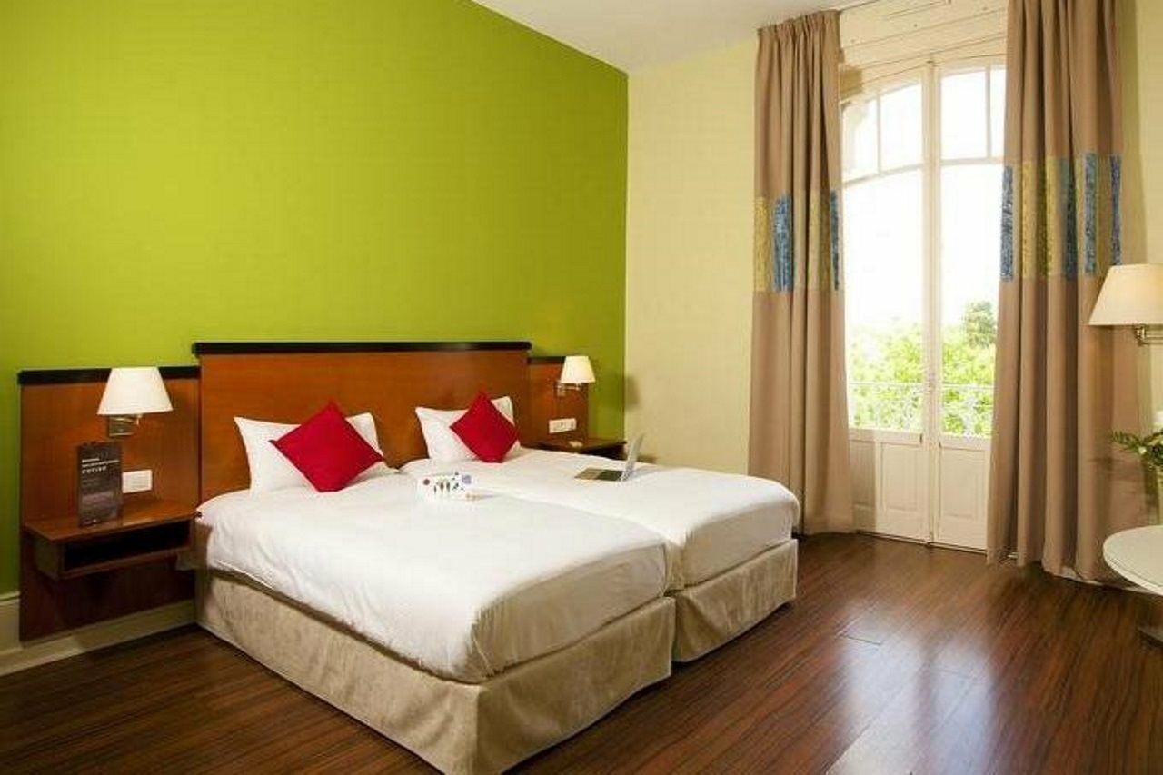 Garden & City Luxeuil Ex Le Metropole Et Les Thermes מראה חיצוני תמונה