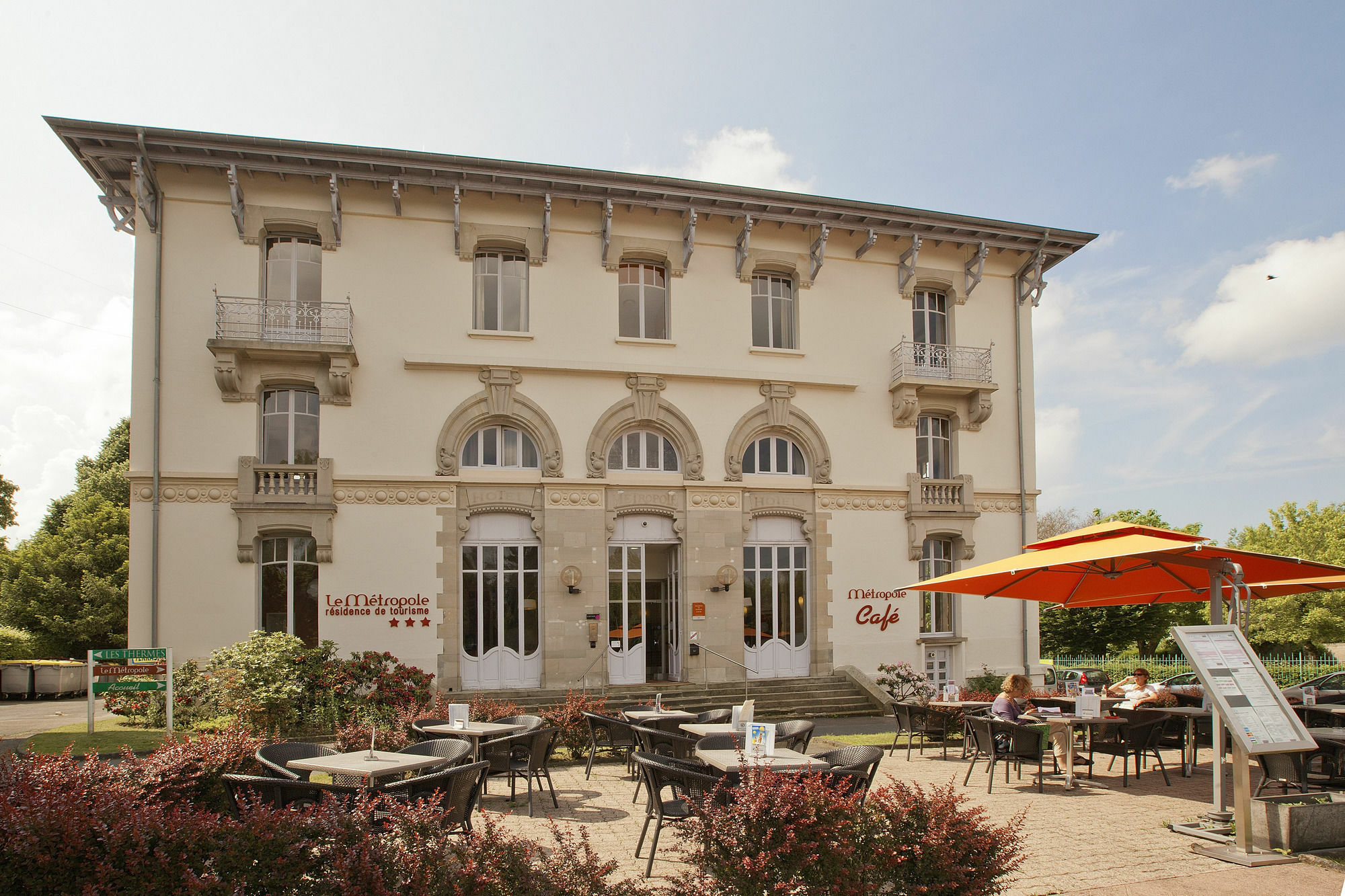 Garden & City Luxeuil Ex Le Metropole Et Les Thermes מראה חיצוני תמונה